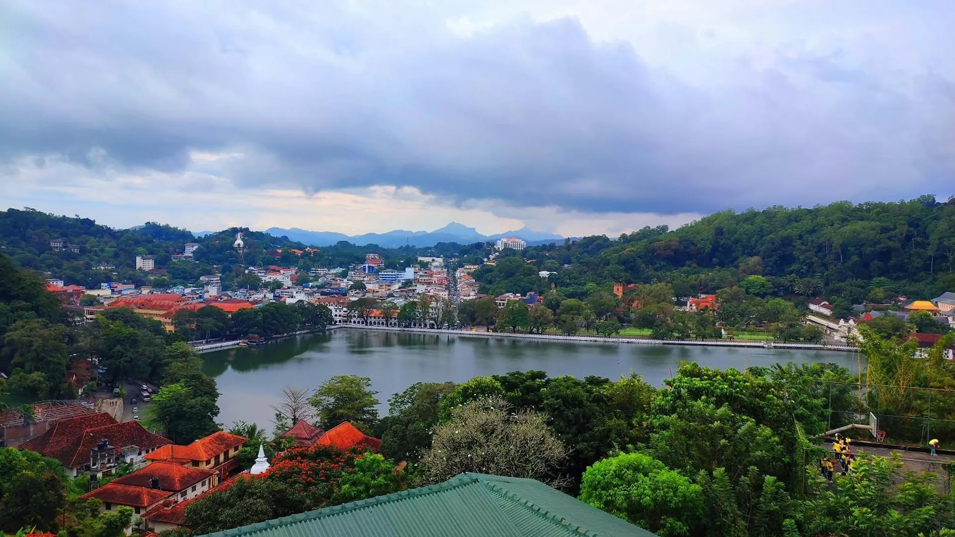 Szálloda The Lake View Kandy